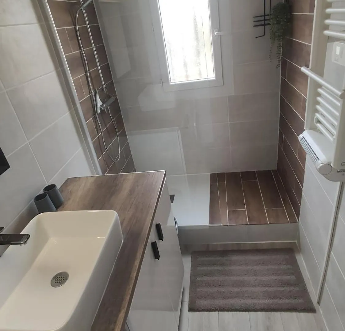 Apartment Appartement 4 Pers Au Calme A Boulouris Saint-Raphael